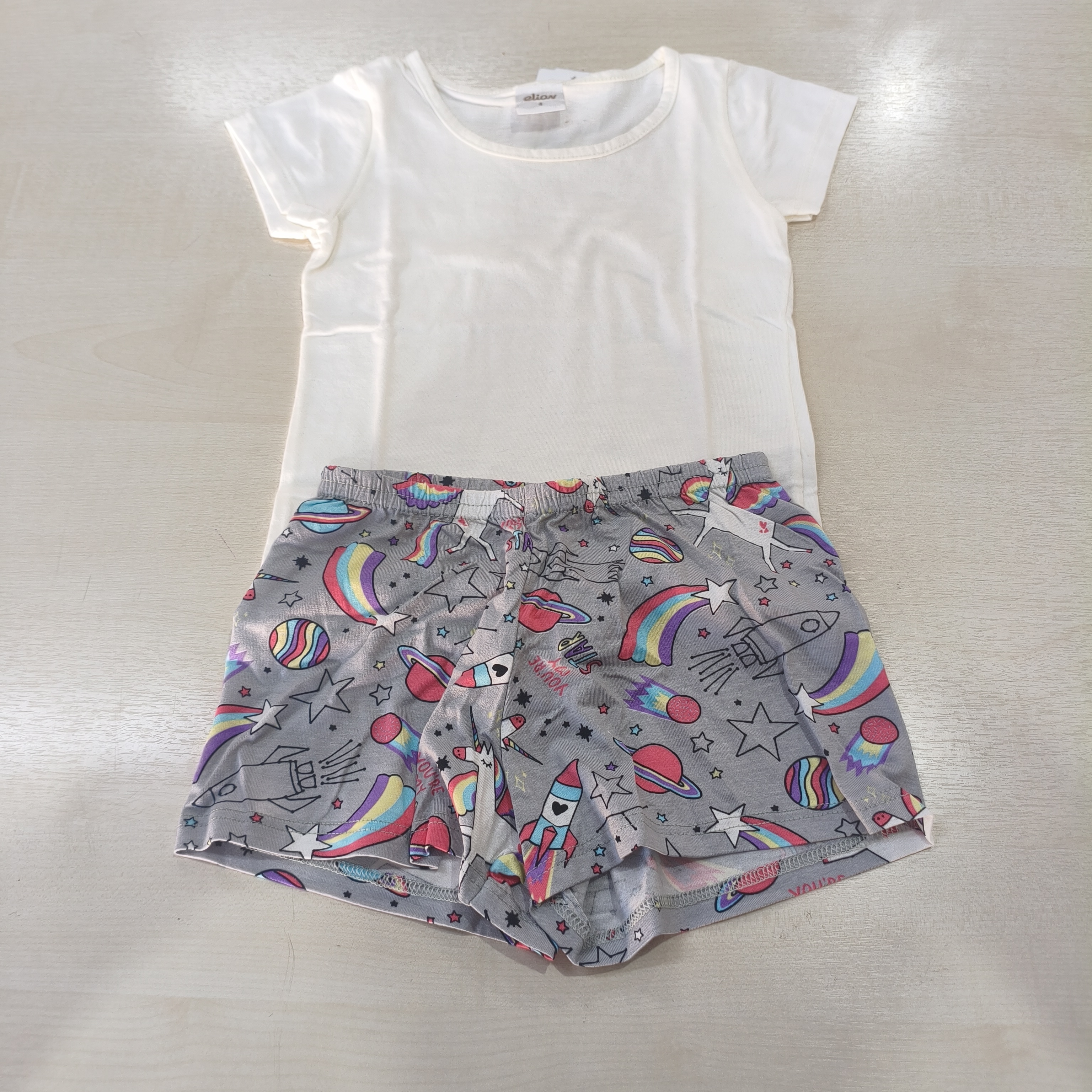 Pijama C/Estampa de Verão Fem Tam 04 Elian