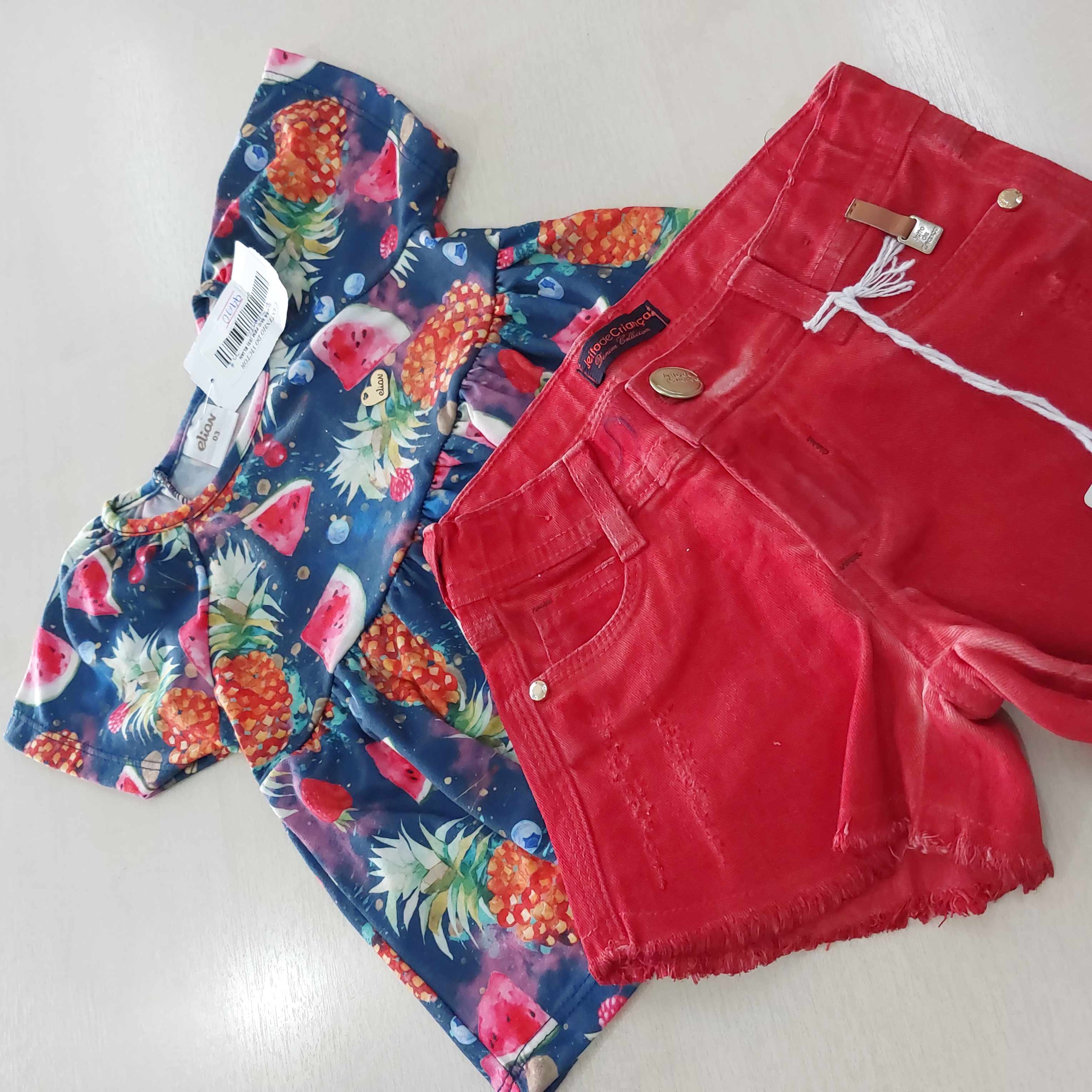 Conj. Blusa MC e Shorts jeans Fem Tam 03 Diversos