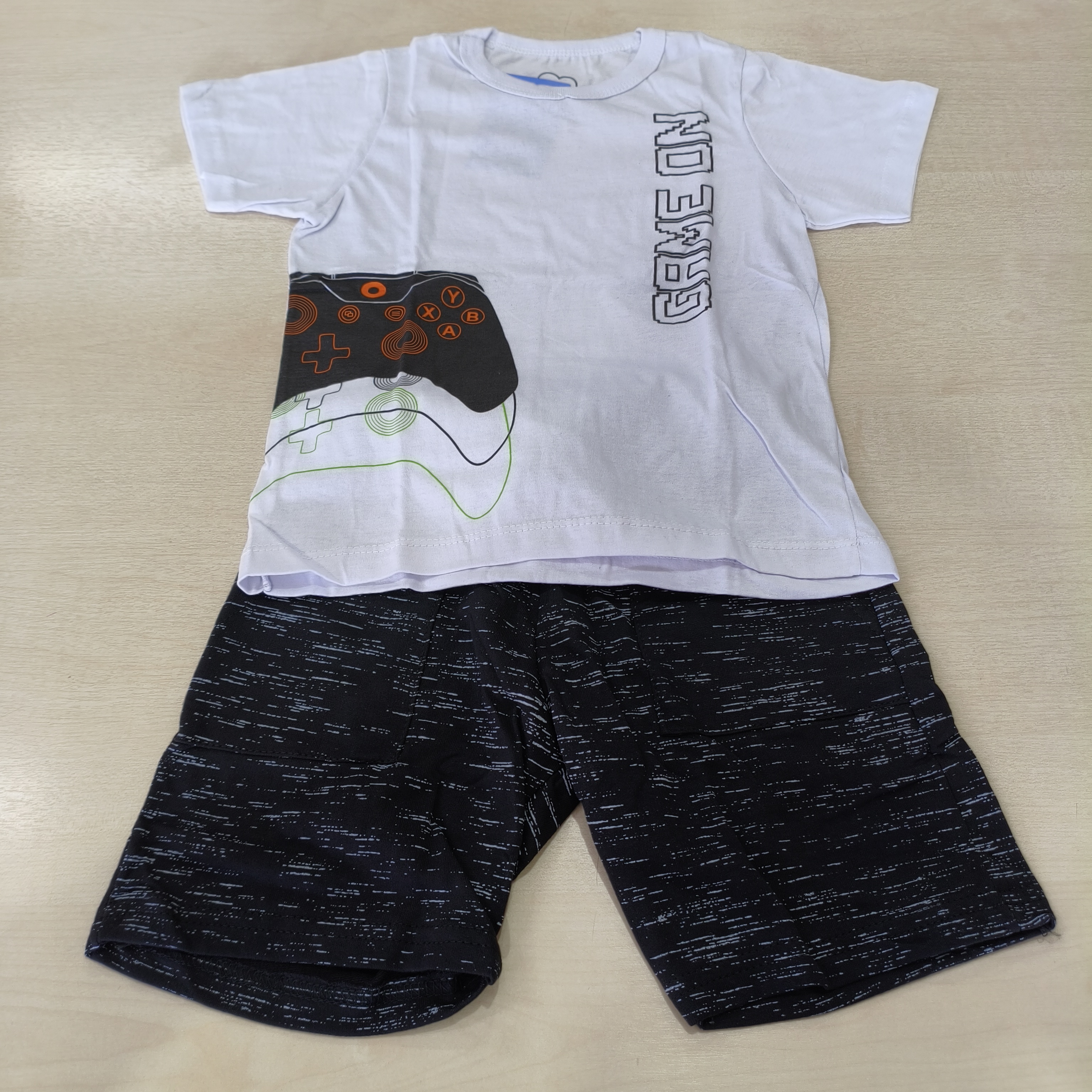 Conj.Camiseta e bermuda masc tam 04 Orango Kids